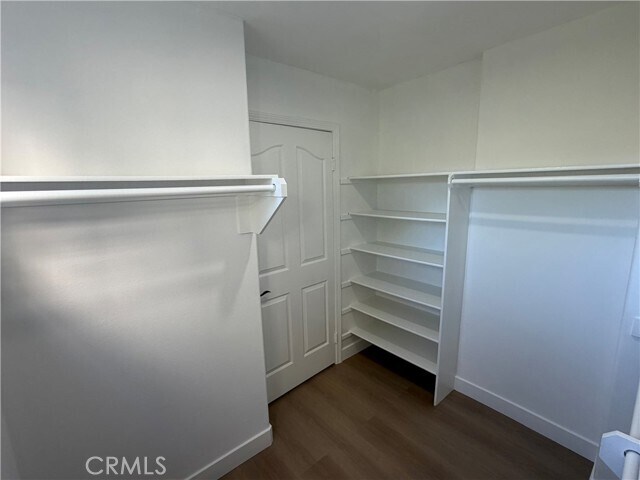 Building Photo - 5340 Las Virgenes Rd