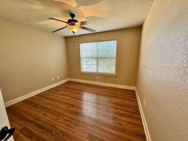 Building Photo - 2701 SW Ledbury Cove