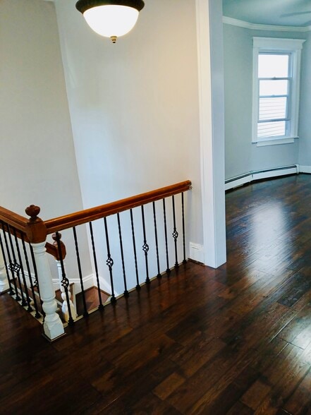 Building Photo - 216 Wegman Pky