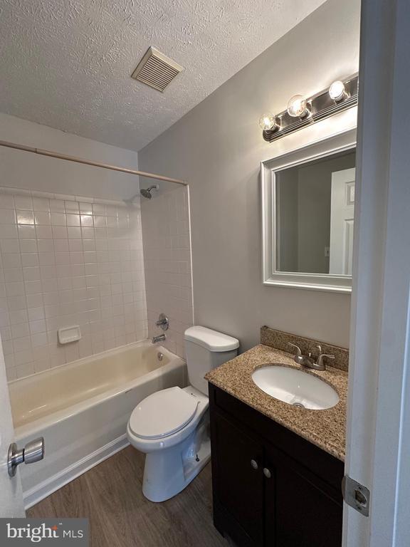 Building Photo - 309 Sherando Cir