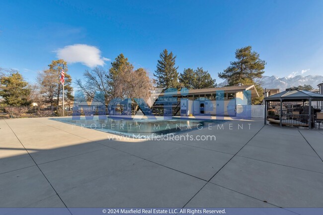 Building Photo - Gated Murray Community - 2 BD 2 BA