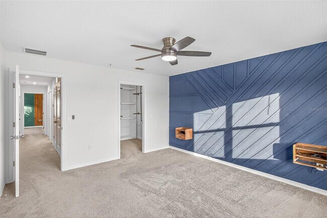 Building Photo - 2126 Crystal Bell St