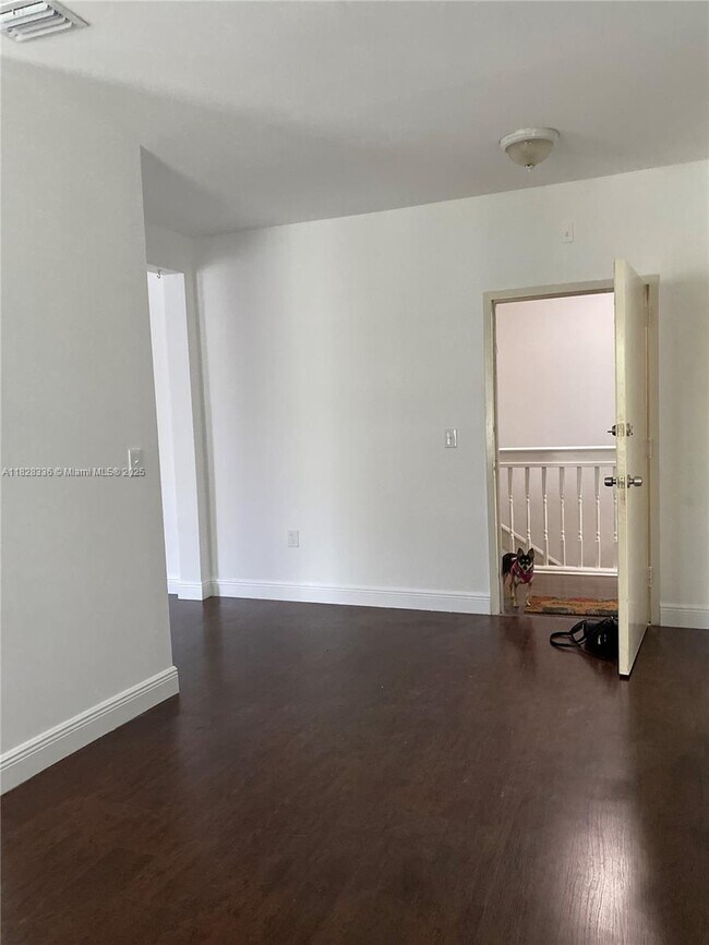 Building Photo - 577 NE 62nd St