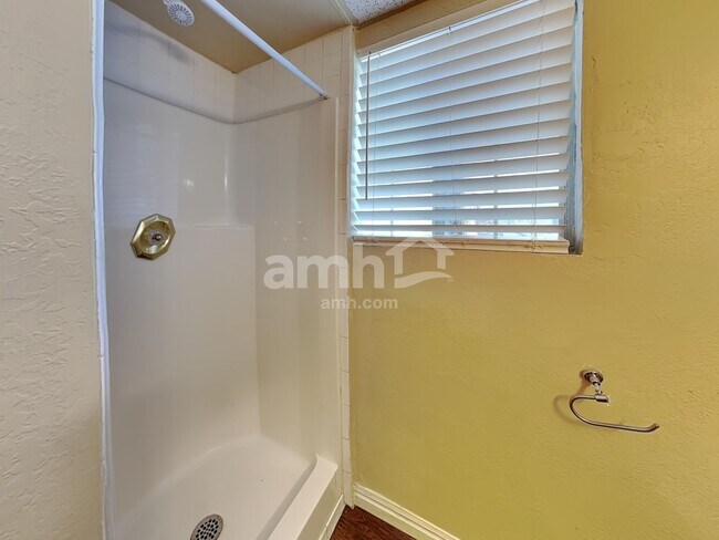 Building Photo - 4296 S 6180 W