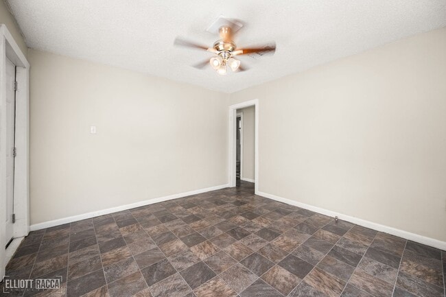 Building Photo - 2404 Orange St