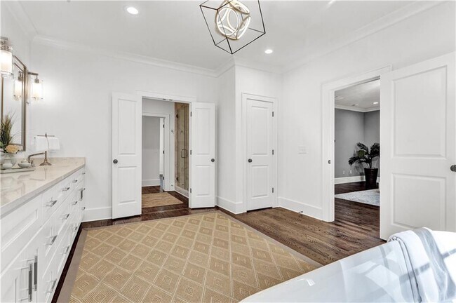 Building Photo - 3081 Rhodenhaven Dr NW