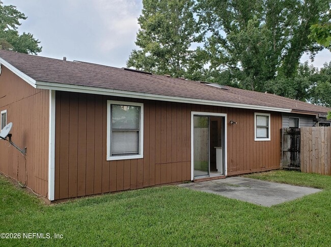 Building Photo - 2661 San Francisco Blvd