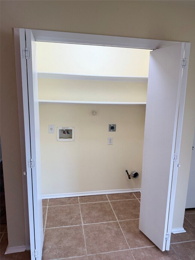 Building Photo - 1539 Nichole Woods Dr