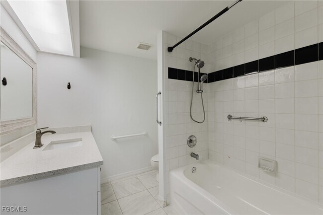 Building Photo - 5612 Rose Garden Rd