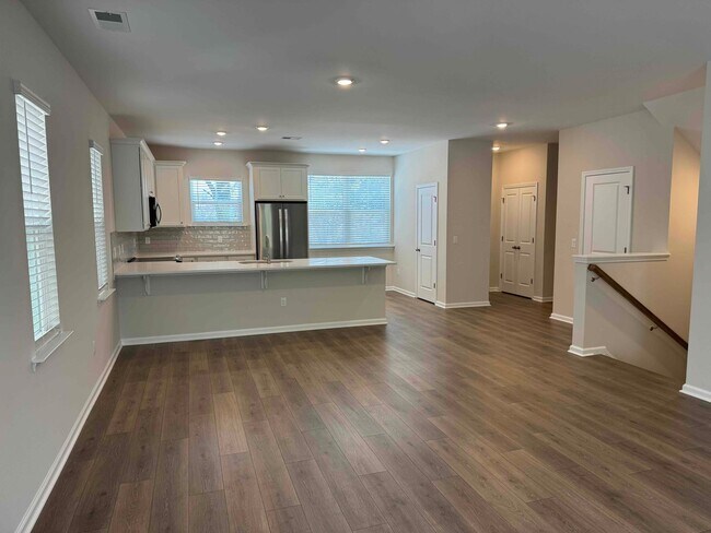 Building Photo - 4 Bedroom Home at Bailey's Cove on Hilton Head Island | Small footprint. Big island life.