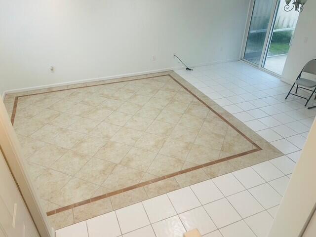 Building Photo - 278 Laurel Oaks Way
