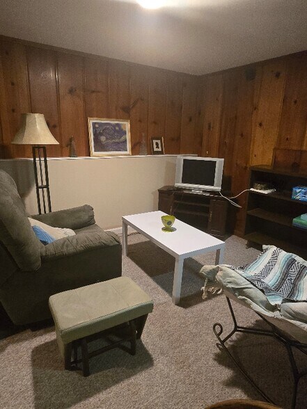 Building Photo - 6416 2nd Pl NW