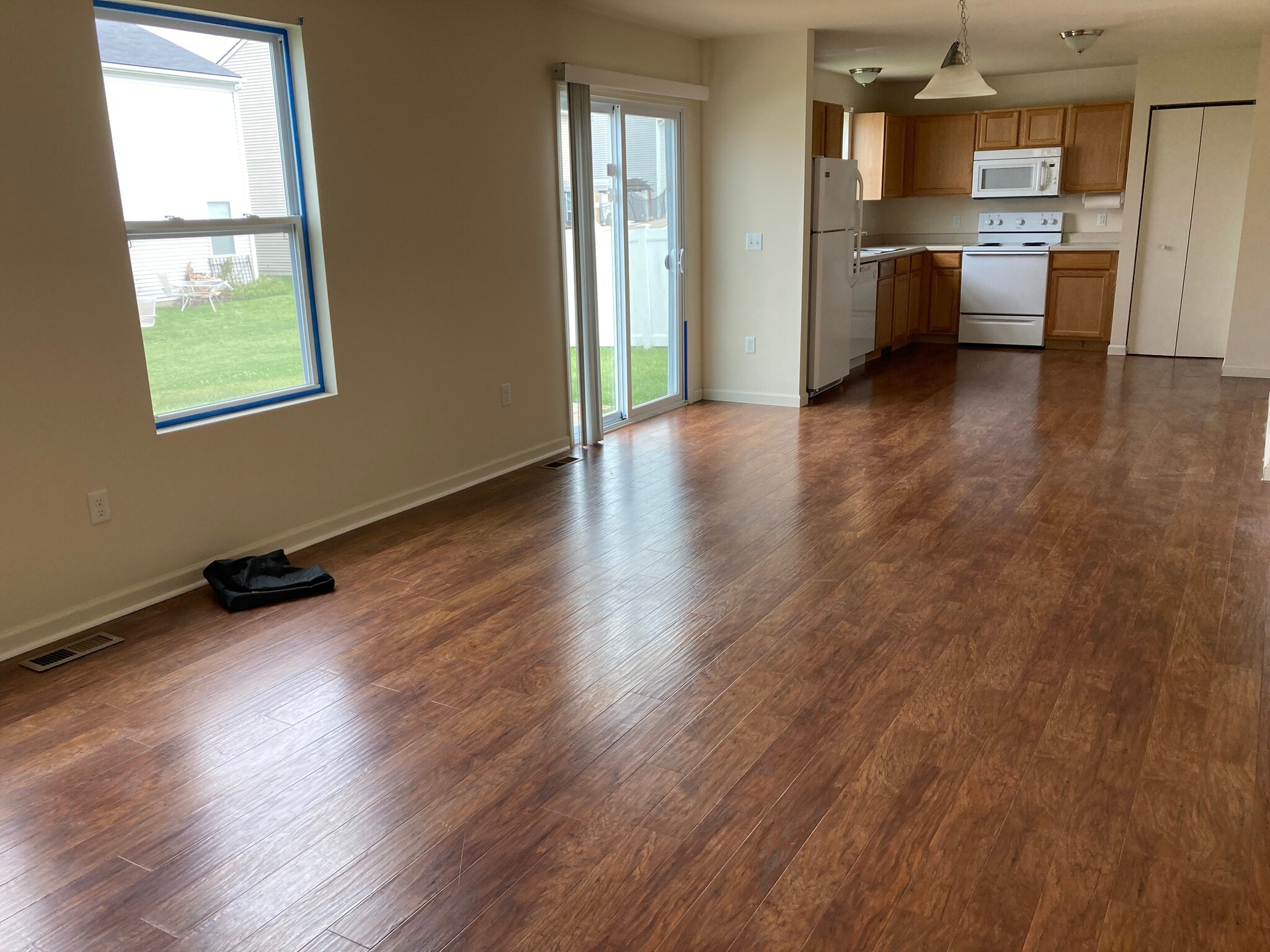 Building Photo - 8413 Walnut Hill