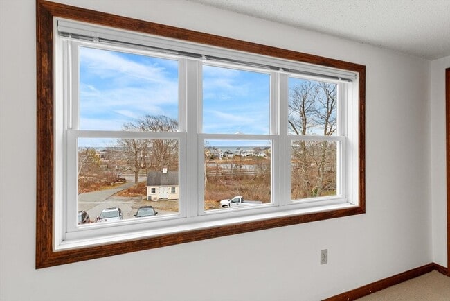 Building Photo - 3 Sandpiper Ln