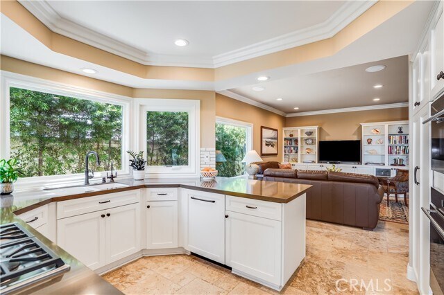 Building Photo - 6 Marquesa