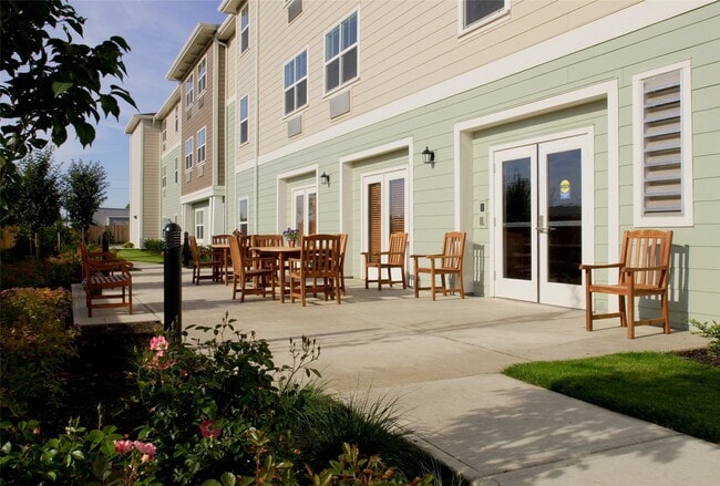 Primary Photo - 3524 Fisher Rd NE