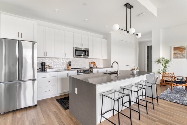 Building Photo - 8601 Bergenline Ave