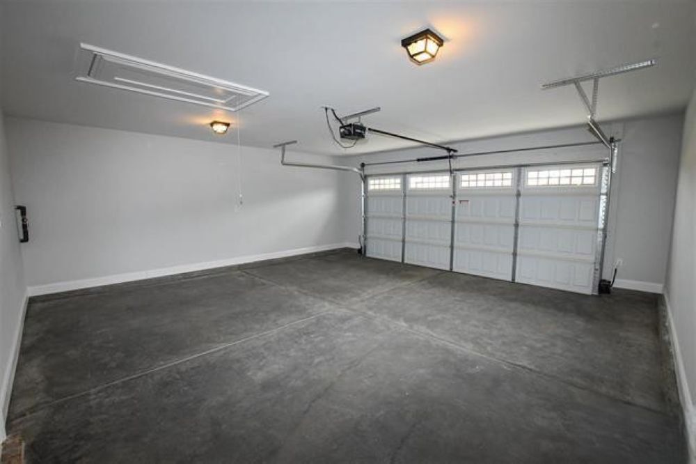 Building Photo - 113 Gary Allen Blvd