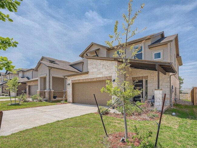 Building Photo - 412 Arrowhead Vine St