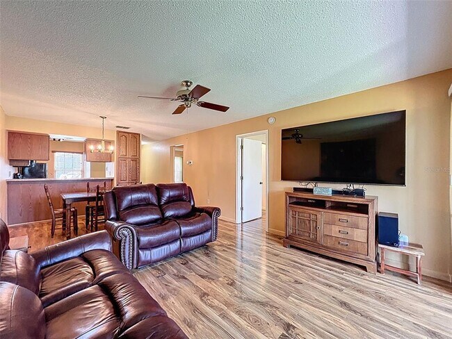 Building Photo - 6533 Spring Flower Dr