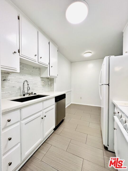 Building Photo - 1833 Normandie Ave