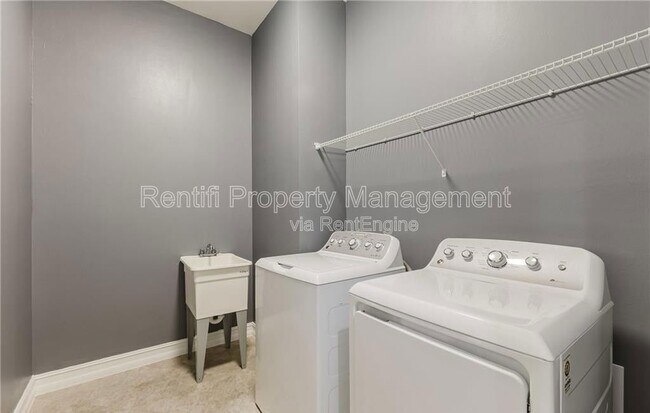 Building Photo - 3149 Amadora Cir