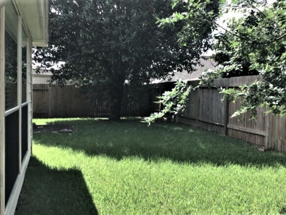Building Photo - 4715 Meadows Edge Ln