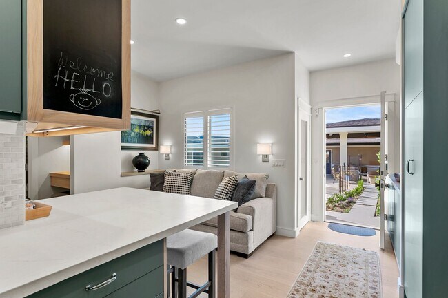 Building Photo - Newly-Built, Fully-Furnished ADU in Corona...