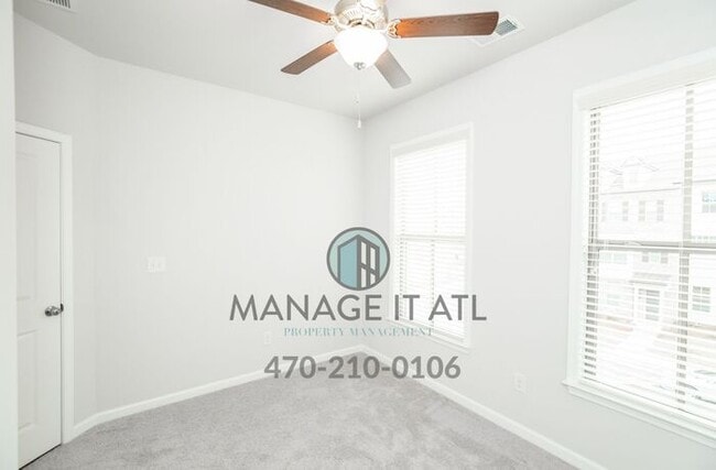 Building Photo - Elegant 4 Bedroom Townhome in Prime in Doraville