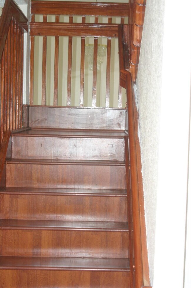 Building Photo - 7588 Parkside Ln