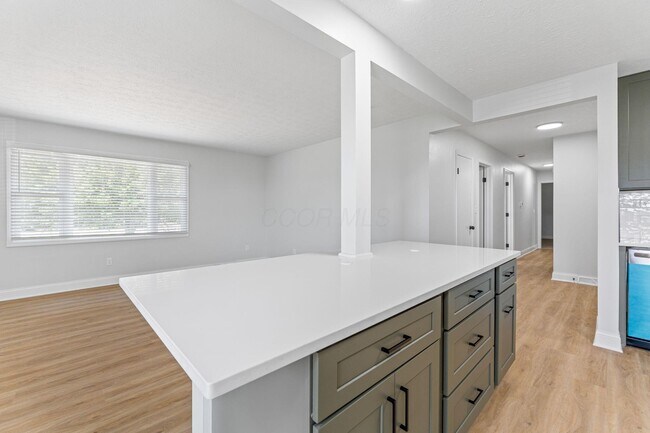 Building Photo - 1570 Green Cook Rd