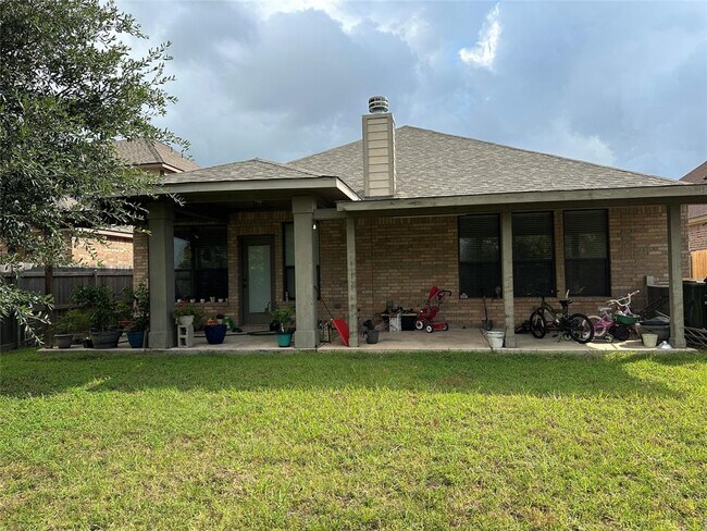 Building Photo - 14209 Naruna Way