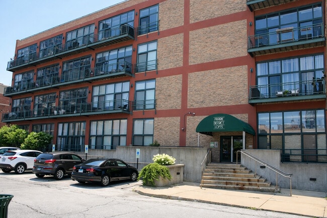Building Photo - 1727 S Indiana Ave