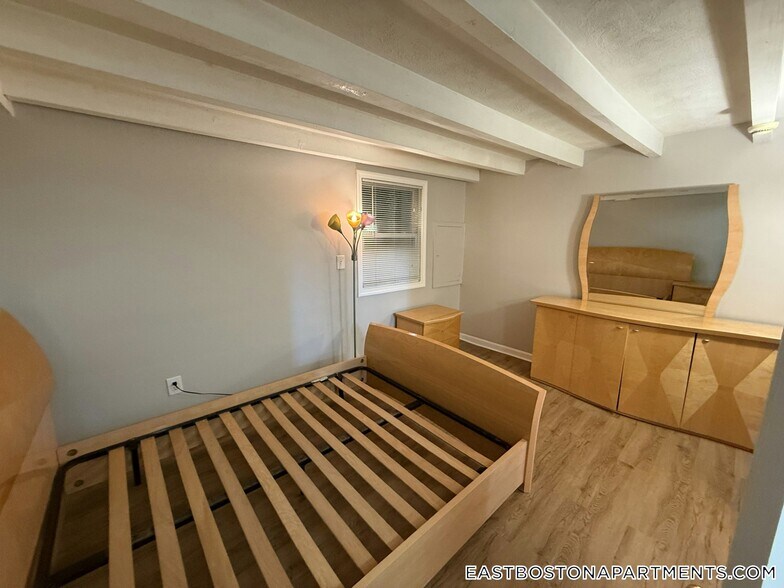 Building Photo - 1 Brigham St