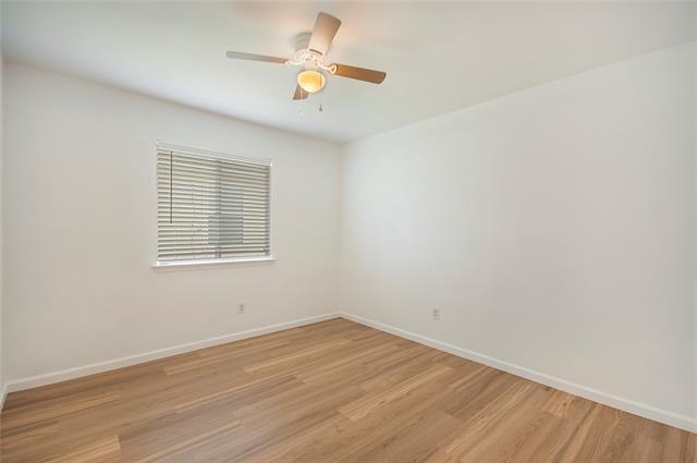 Building Photo - 1618 Pin Oak Trail