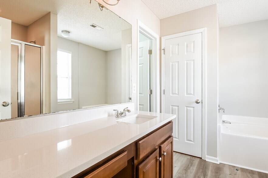 Building Photo - 629 Cotton Brook Dr
