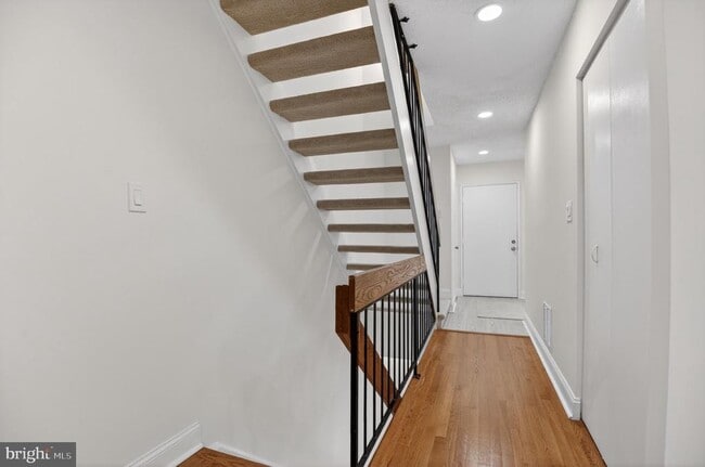 Building Photo - 2236 Cartwright Pl