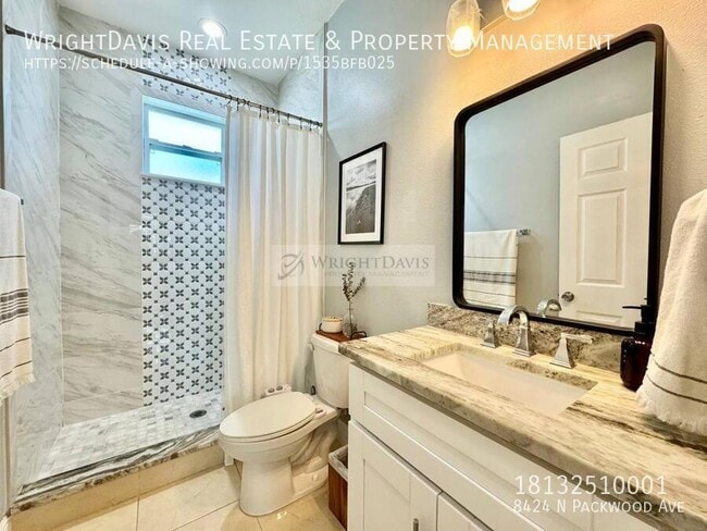 Building Photo - 8424 N Packwood Ave