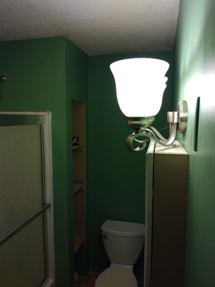 Building Photo - 406 E Lima St