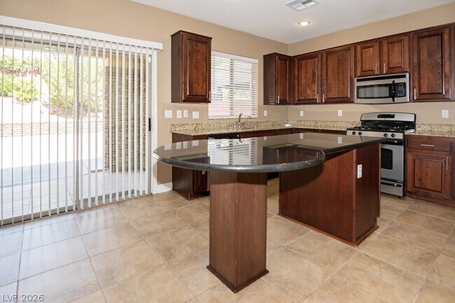 Building Photo - 10328 Trillium Dr
