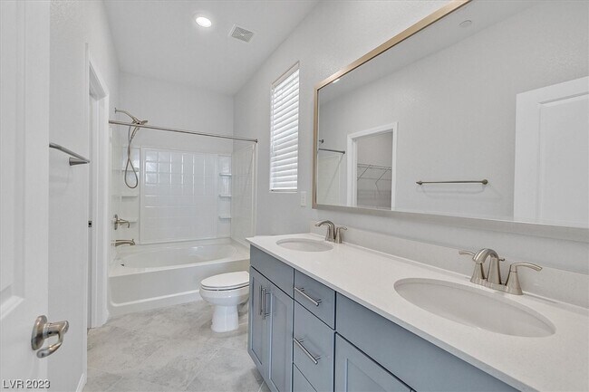 Building Photo - 2388 Bellinzona Pl