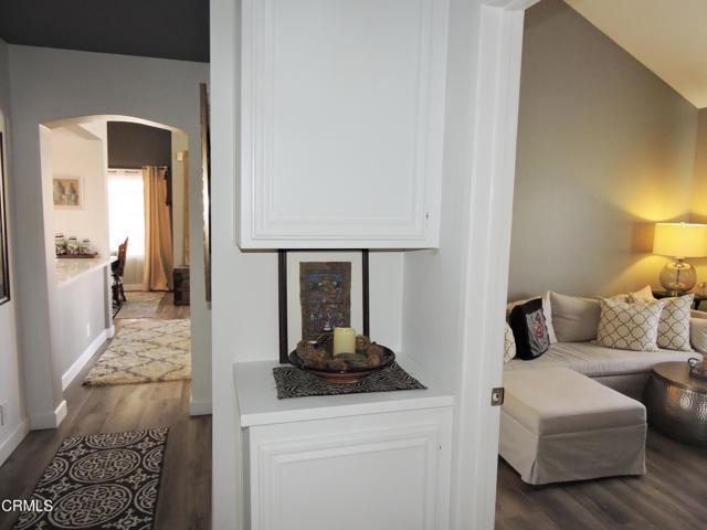 Building Photo - 650 Ivywood Ln