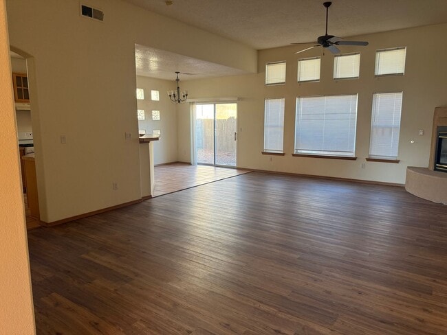 Building Photo - 11004 Catamount Dr NW