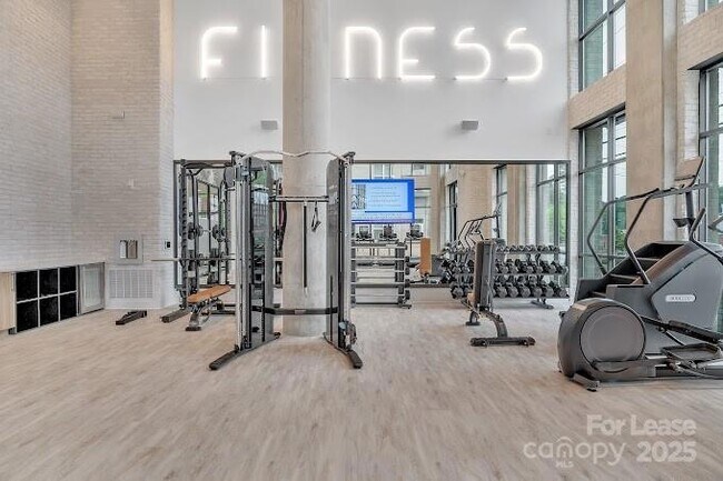 Building Photo - 2020 W Morehead St