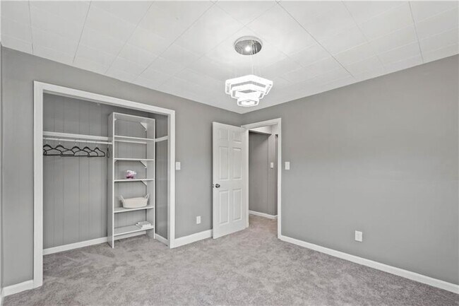 Building Photo - 226 Monongahela Ave