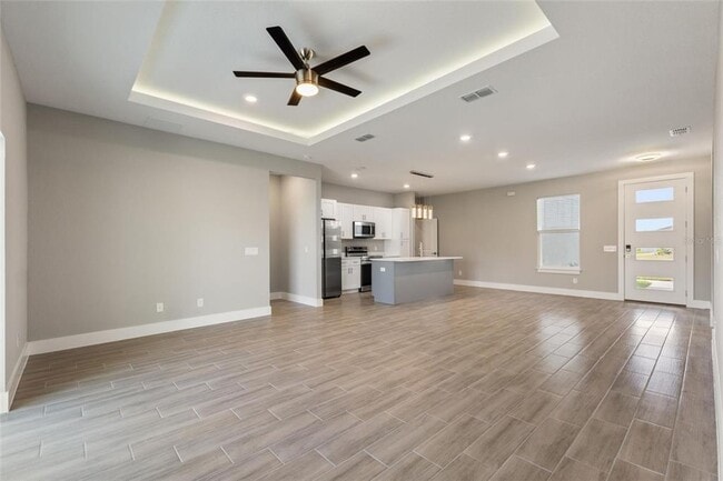 Building Photo - 205 Hyacinth Ct