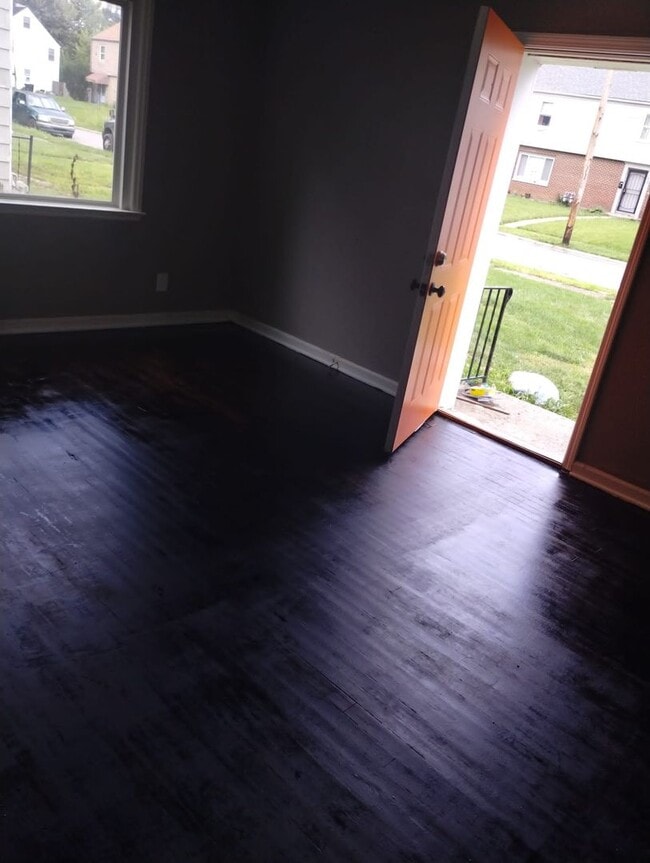 Building Photo - 51-53 Waverly - D&amp;S