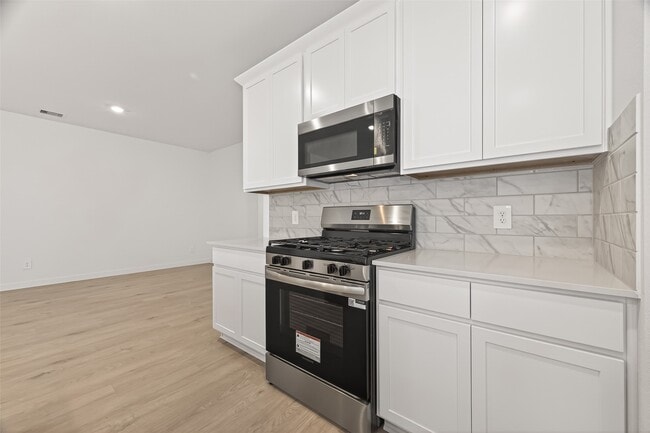 Building Photo - 3827 Langridge Dr