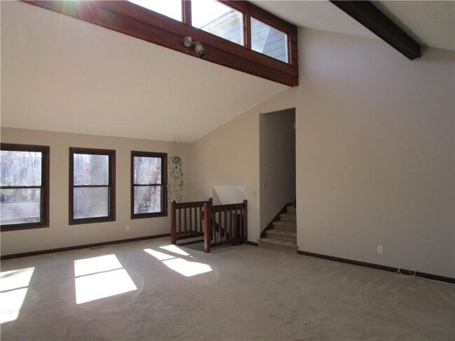 Building Photo - 1623 Rex Dr