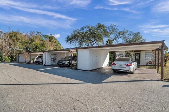 Building Photo - 6421 Drexel Dr